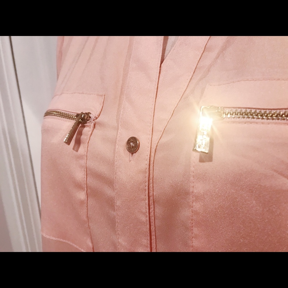 Calvin Klein Button Up - Picture 6 of 6